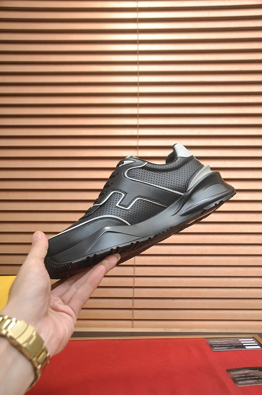 Men's shoes 💰600💶 [Fendi] The latest casual sports shoes 🔥 Many 💑 stars have the same style FD match. The original version is a one-to-one replica. Designer Kim Jones's first fendi match and Donkey brand Trainer basketball sneakers. Material: Original silk mesh. Lining: Breathable mesh. Packaging: Original 1:1 matching high-end packaging. Size: 38-45 (45 is custom-made and cannot be returned or exchanged)